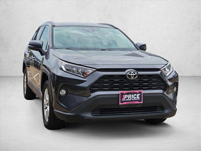 Used 2020 Toyota RAV4 XLE AWD/4WD image 3