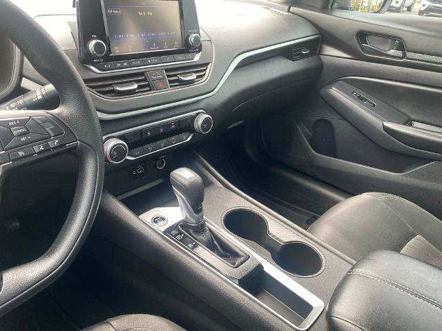 Used 2024 Nissan Altima 2.5 S FWD image 24