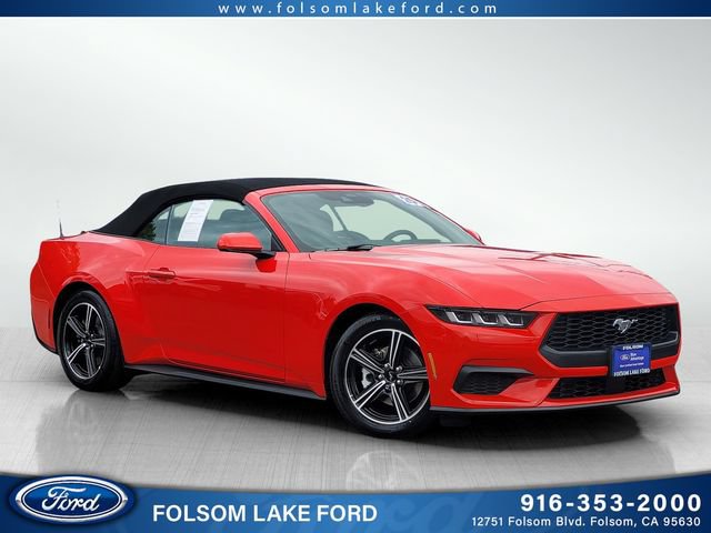 Certified 2025 Ford Mustang Convertible RWD image 1