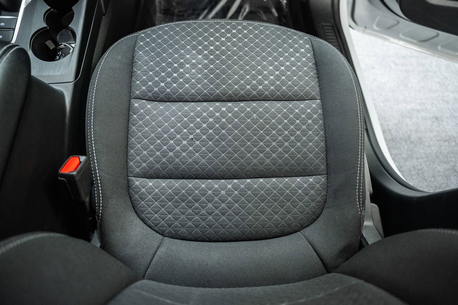 Certified 2025 Ford Escape Active image 31