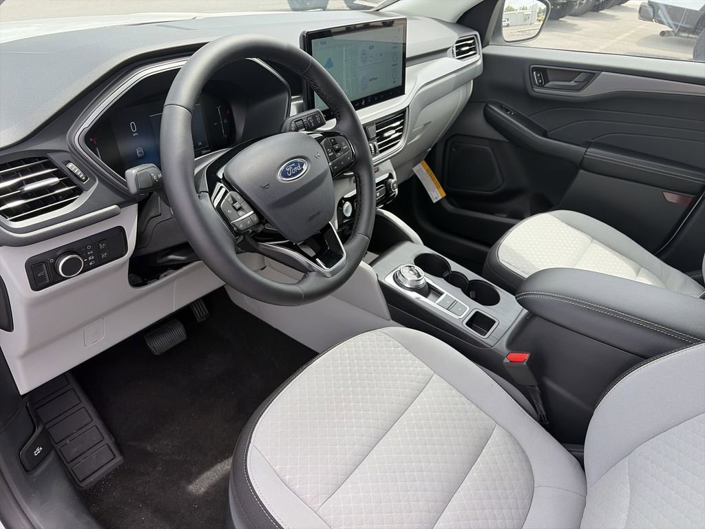 Certified 2025 Ford Escape Active w/ Tech Pack #1 FWD image 11