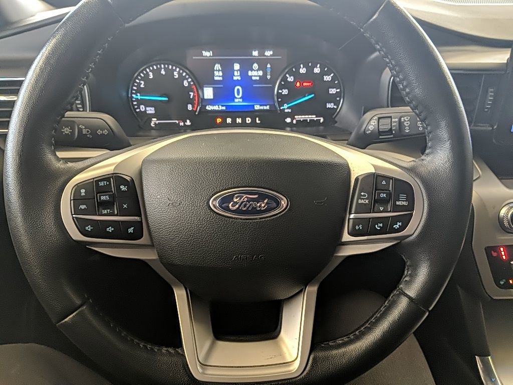 Certified 2023 Ford Explorer XLT w/ Equipment Group 202A image 13