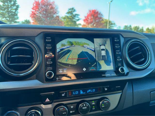 Used 2020 Toyota Tacoma TRD Off-Road AWD/4WD image 22