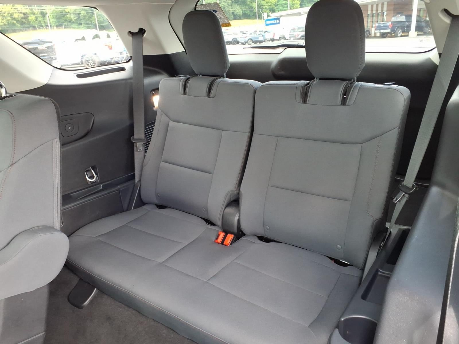 Certified 2025 Ford Explorer Active RWD image 15