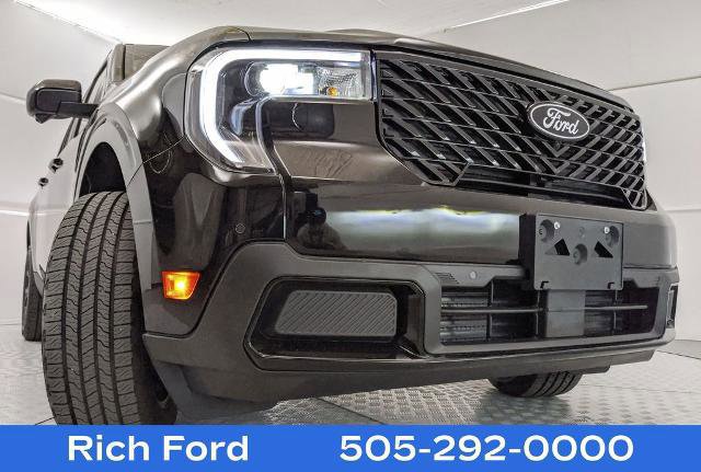 Certified 2025 Ford Maverick Lariat w/ Black Appearance Package image 26