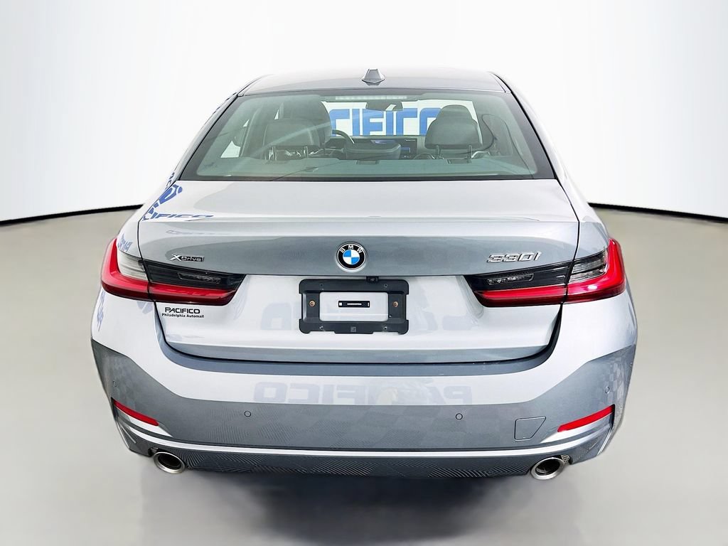 Used 2025 BMW 330i xDrive Sedan AWD/4WD image 8
