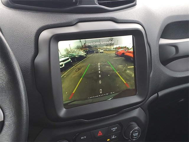 Used 2023 Jeep Renegade Limited image 19