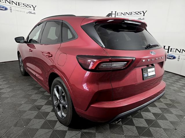 Certified 2023 Ford Escape ST-Line w/ Cold Weather Package FWD image 7