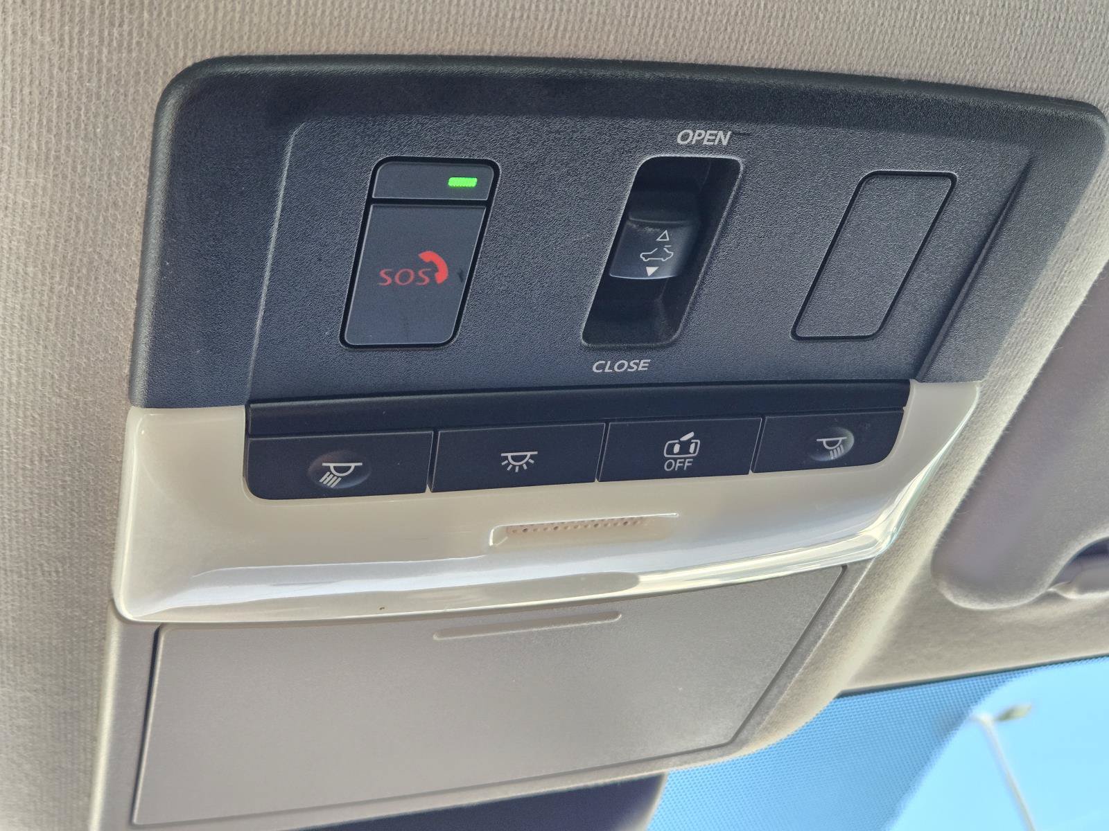 Used 2021 Nissan Sentra SR w/ SR Premium Package FWD image 31
