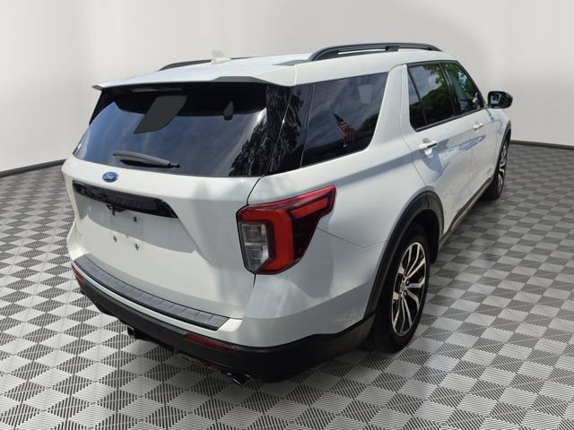 Certified 2023 Ford Explorer ST-Line w/ Class IV Trailer Tow Package RWD image 4