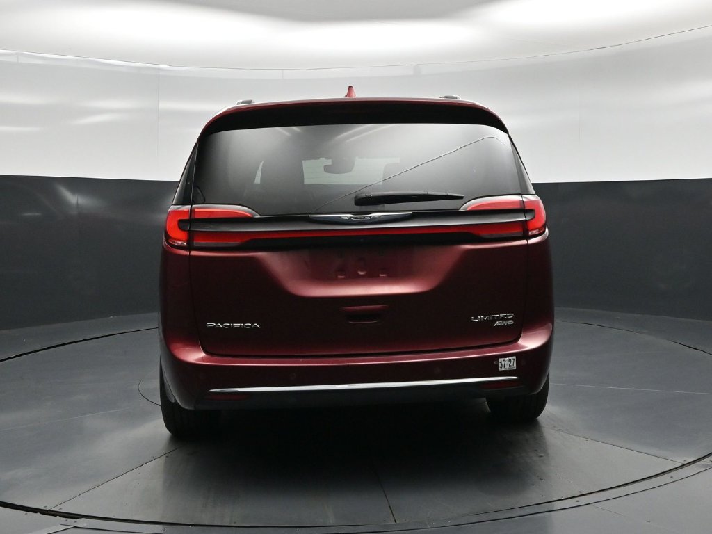 Used 2021 Chrysler Pacifica Limited w/ Premium & Safety Sphere Group AWD/4WD image 27