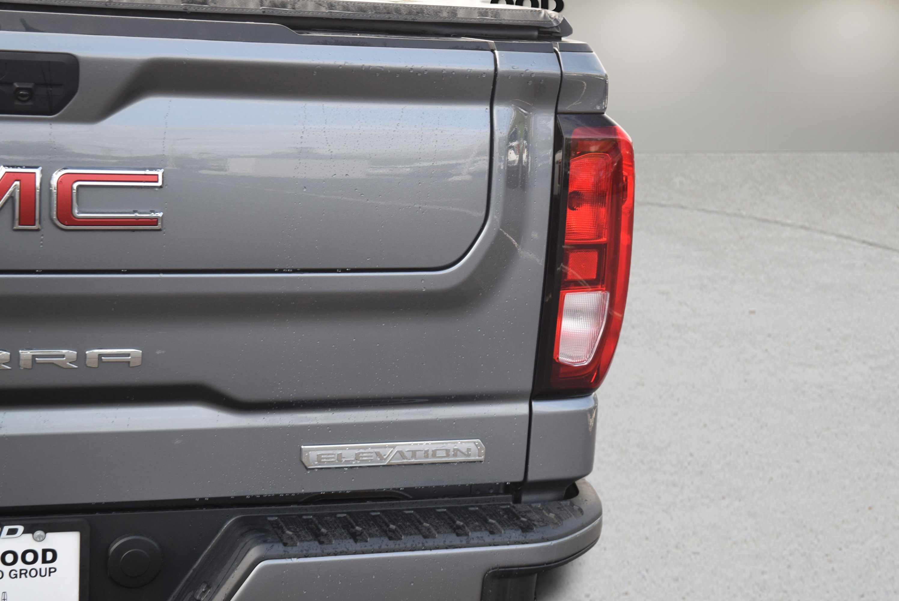 Used 2022 GMC Sierra 1500 Elevation w/ Driver Alert Package I AWD/4WD image 6