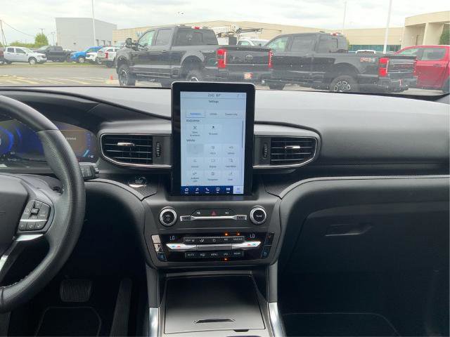 Certified 2020 Ford Explorer ST w/ Premium Technology Package AWD/4WD image 16