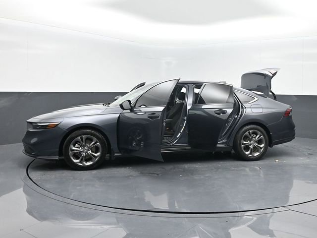Used 2023 Honda Accord EX image 28