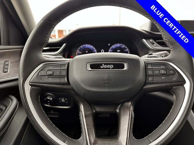 Used 2024 Jeep Grand Cherokee L Limited w/ Black Appearance Package image 13