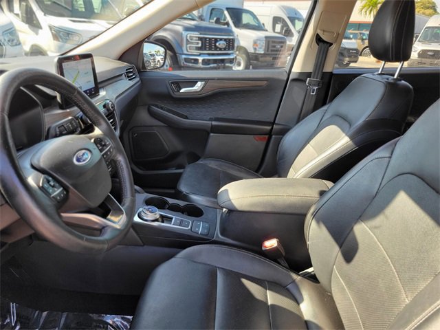 Certified 2020 Ford Escape Titanium image 18