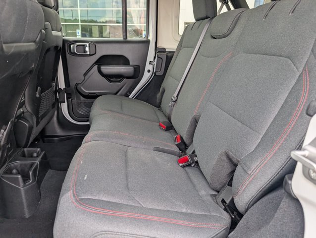 Used 2024 Jeep Wrangler Unlimited Rubicon AWD/4WD image 25