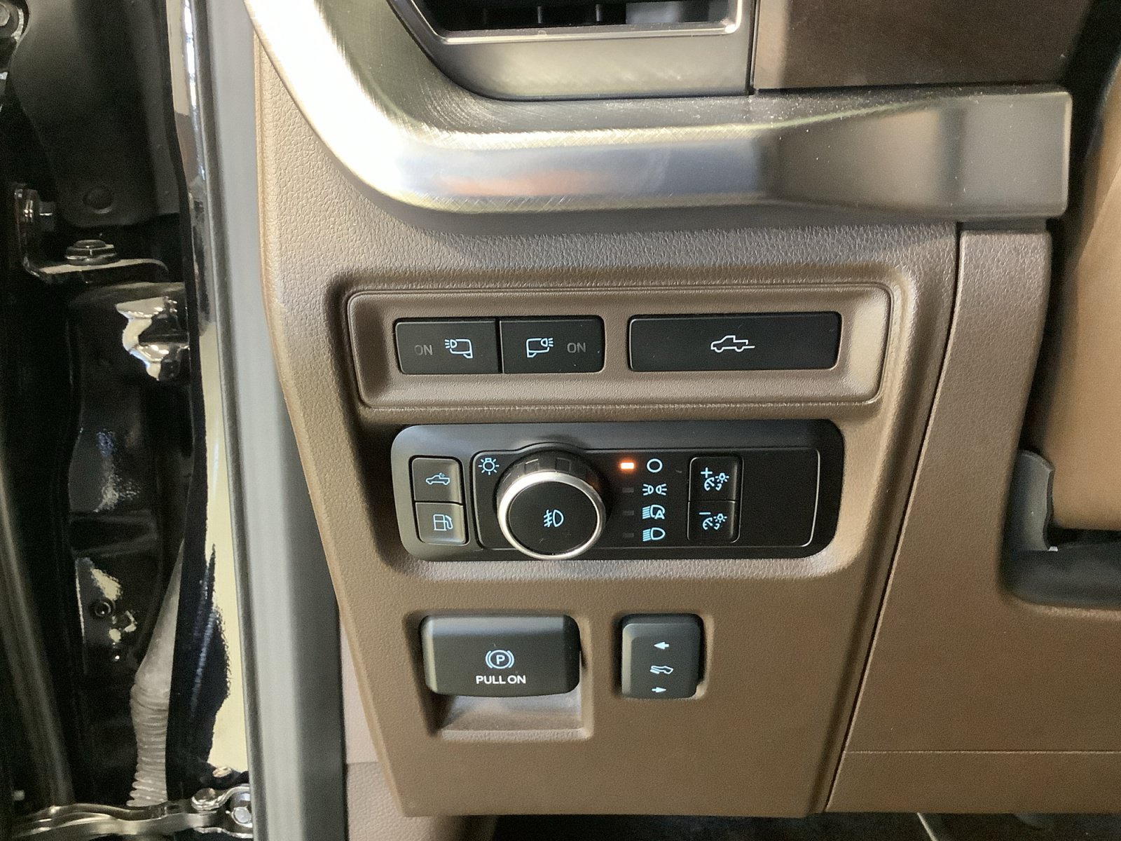 Certified 2023 Ford F150 King Ranch w/ Equipment Group 601A High AWD/4WD image 19