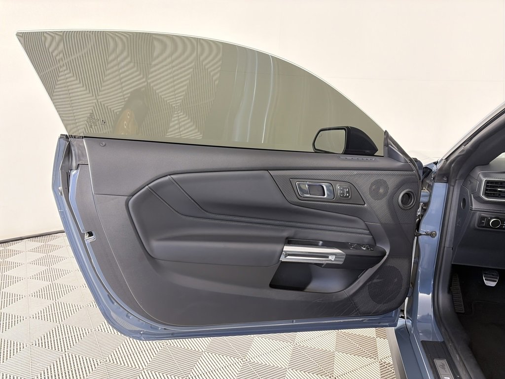 Certified 2025 Ford Mustang GT Premium image 10