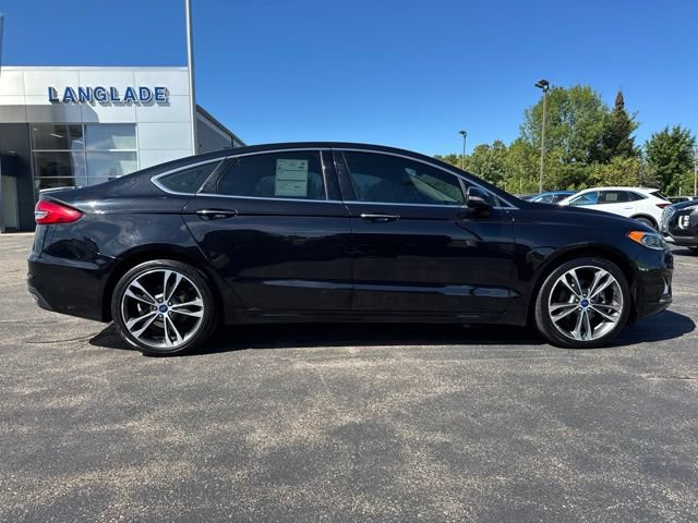 Certified 2020 Ford Fusion Titanium AWD/4WD image 9