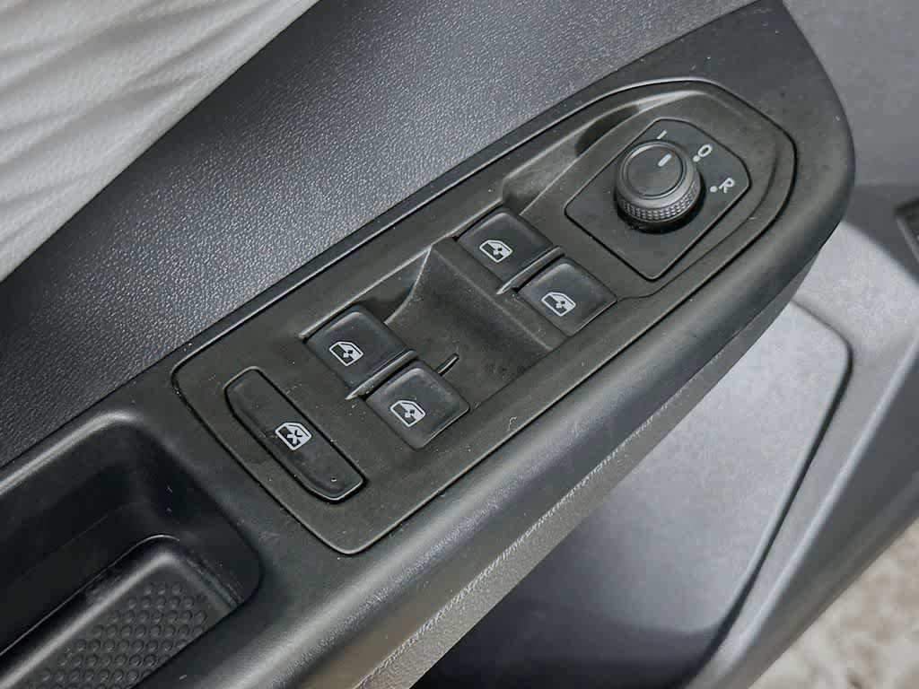 Used 2022 Volkswagen Taos S FWD image 28
