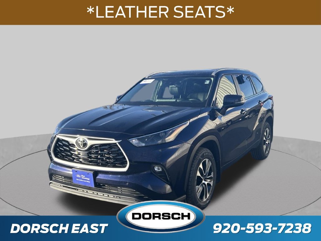 Used 2025 Toyota Highlander XLE AWD/4WD image 1