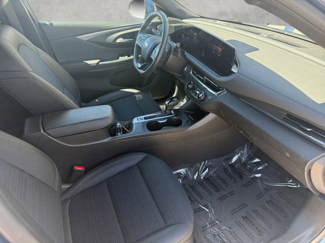 Used 2025 Buick Envista Preferred w/ Convenience I Package image 24