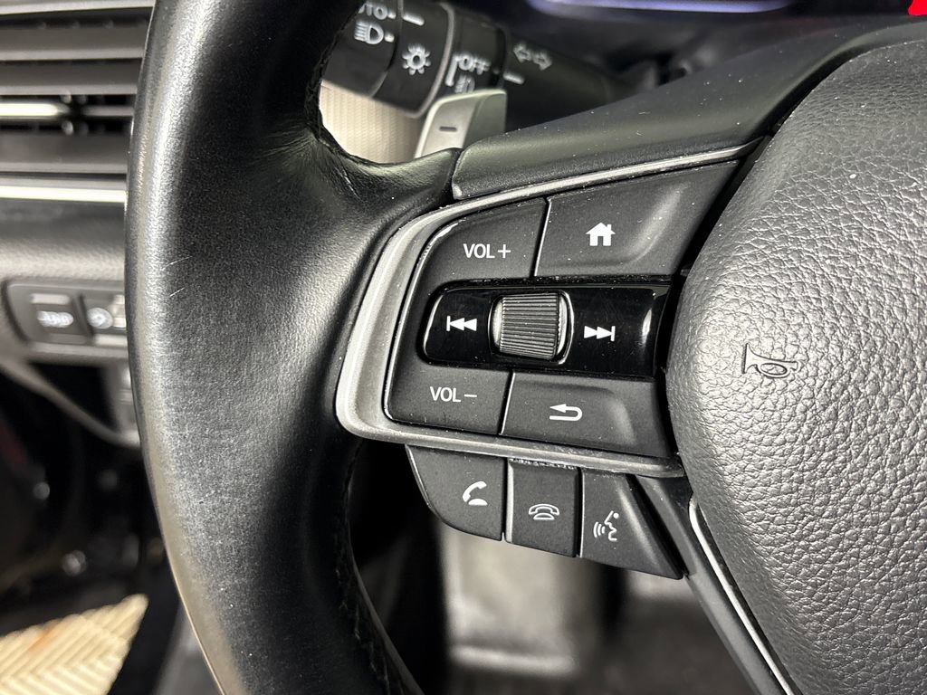 Used 2018 Honda Accord Sport image 16