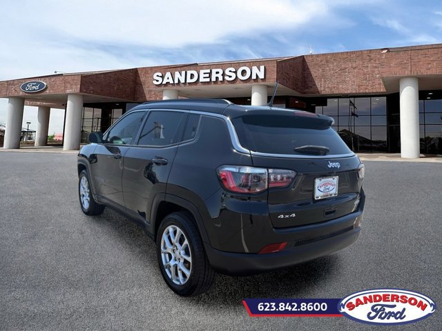 Used 2023 Jeep Compass Latitude AWD/4WD image 5