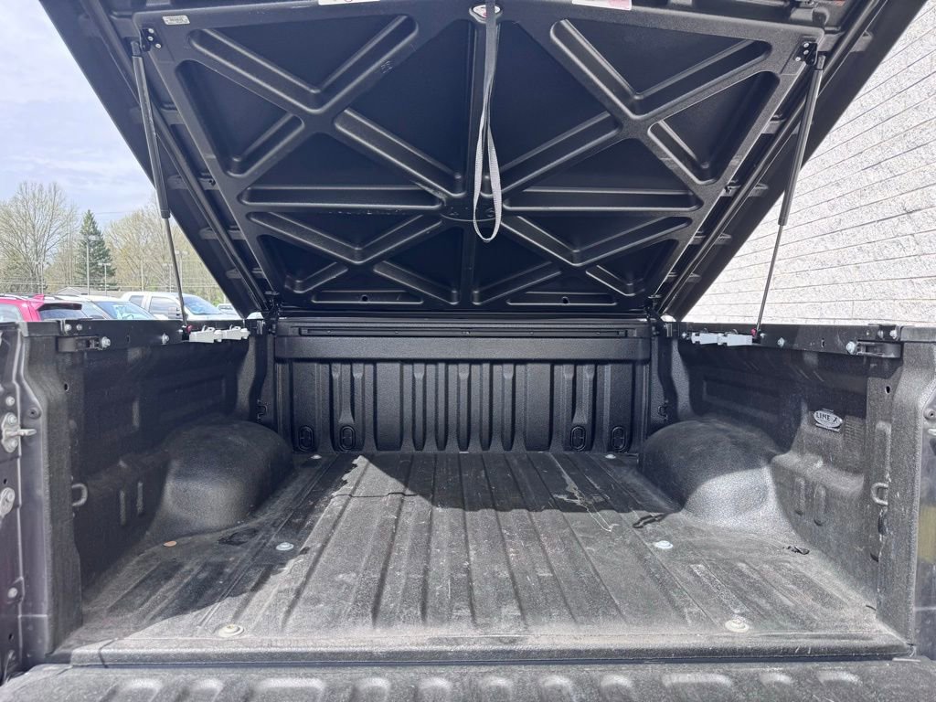 Used 2019 Toyota Tundra Platinum AWD/4WD image 45