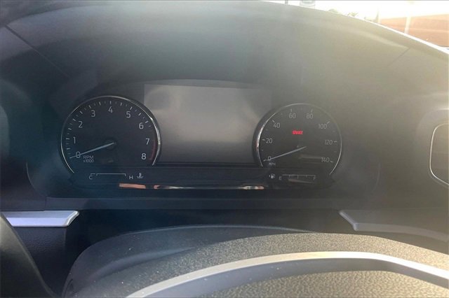 Certified 2021 Ford Explorer XLT w/ Equipment Group 202A image 20