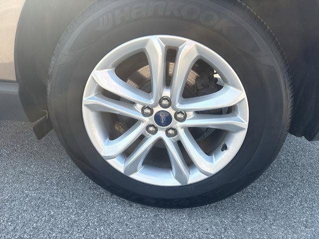 Certified 2019 Ford Edge SEL w/ Equipment Group 201A FWD image 37
