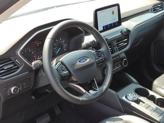 Certified 2022 Ford Escape SEL w/ Class II Trailer Tow Package AWD/4WD image 8