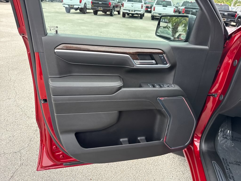 Used 2024 GMC Sierra 1500 Elevation RWD image 13