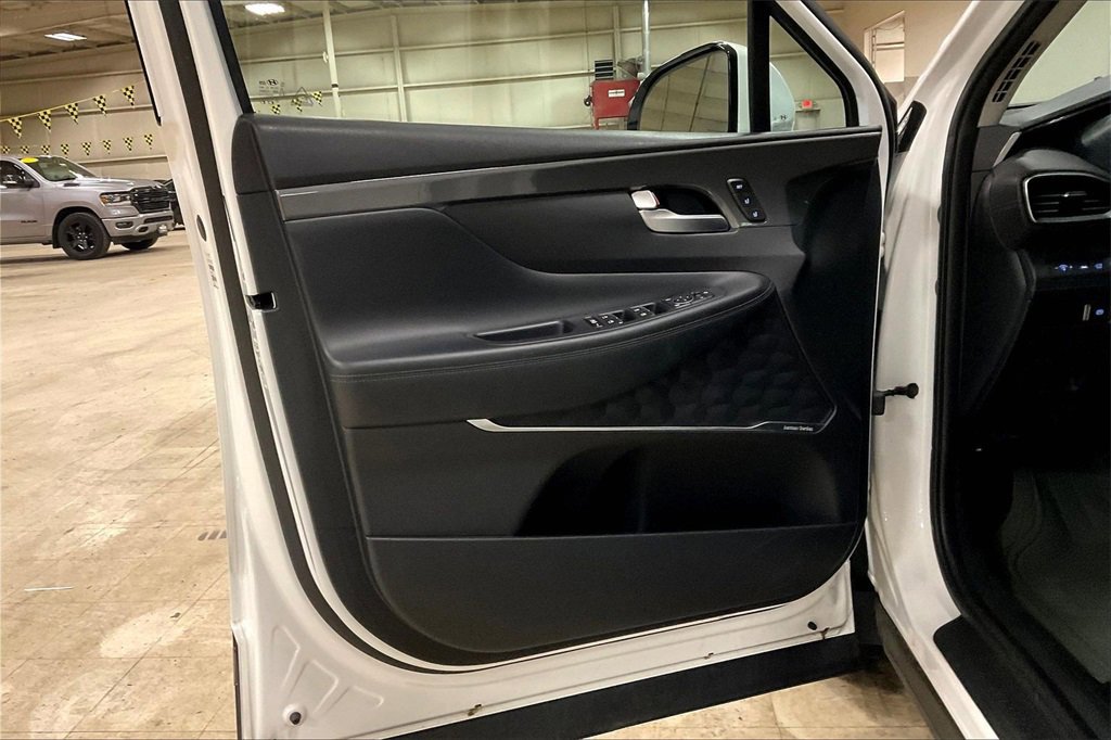 Used 2023 Hyundai Santa Fe Limited image 22