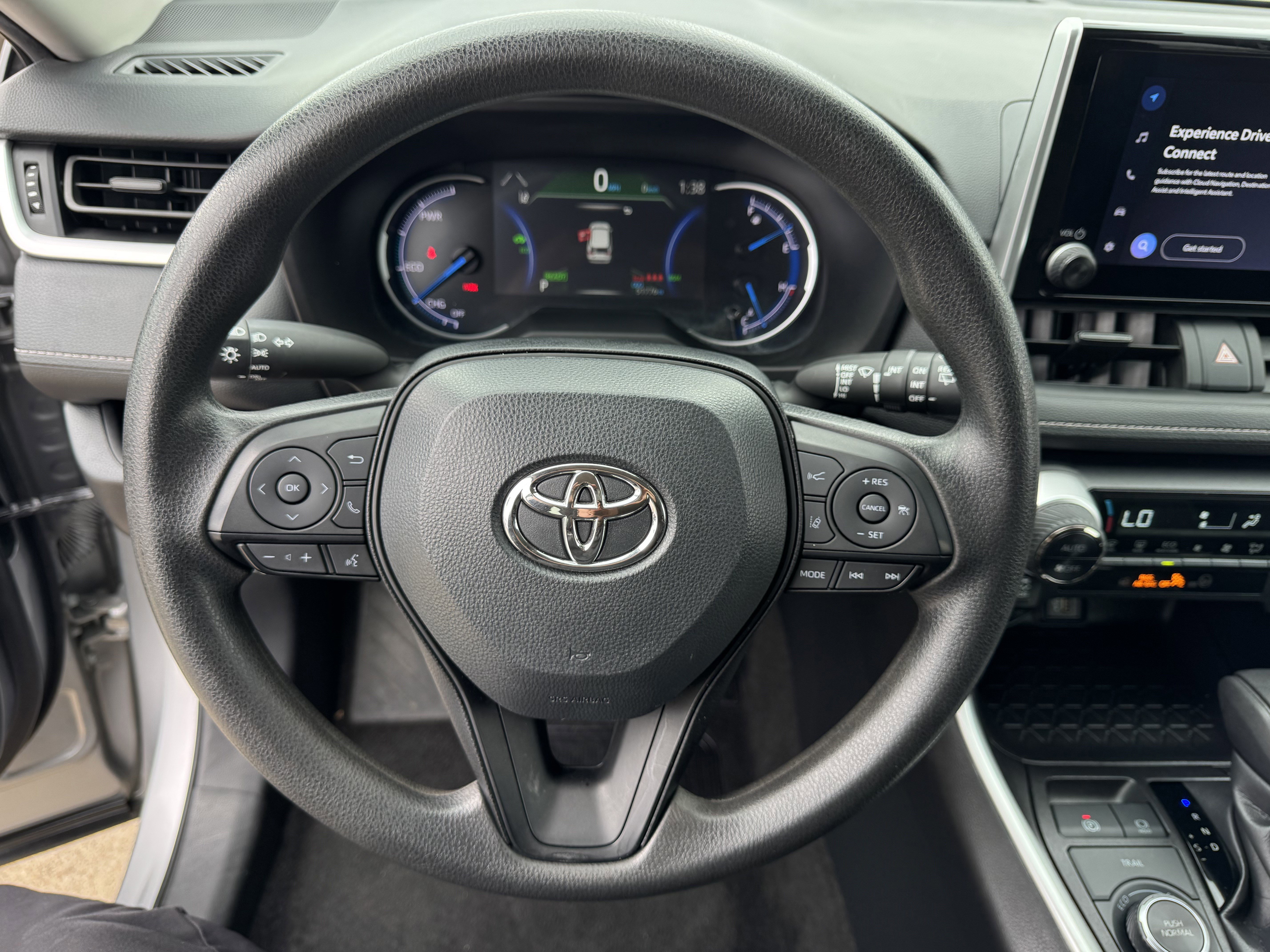Used 2024 Toyota RAV4 XLE image 17