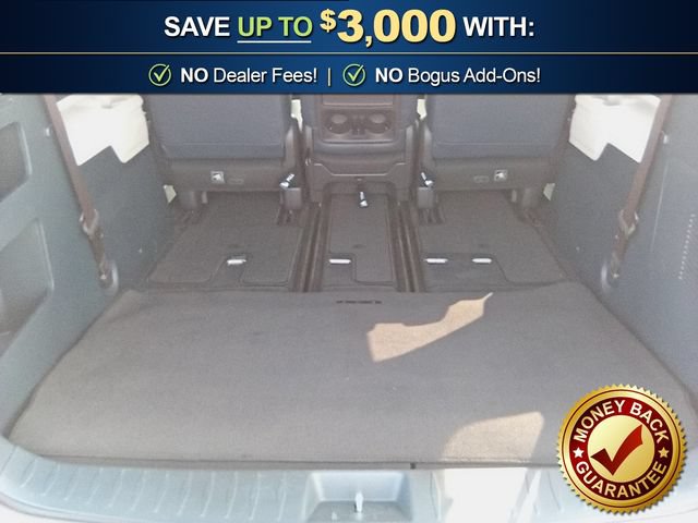 Used 2025 Kia Carnival EX FWD image 24
