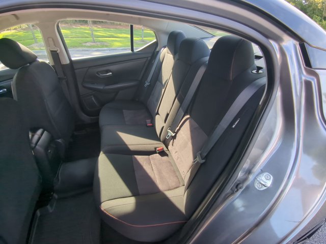 Used 2022 Nissan Sentra SR FWD image 29