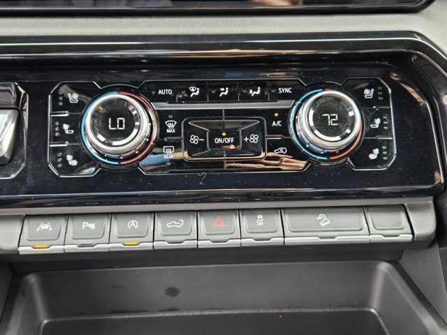 Used 2025 GMC Sierra 1500 AT4 w/ AT4 Premium Package image 17