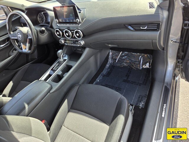 Used 2025 Nissan Sentra SV w/ All-Weather Package FWD image 17