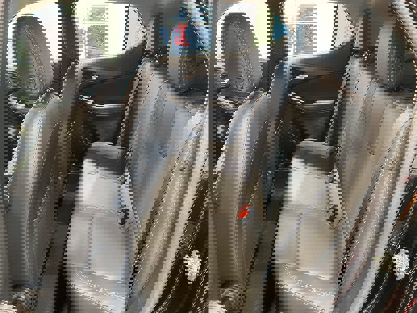 Used 2024 Buick Encore GX Sport Touring image 25