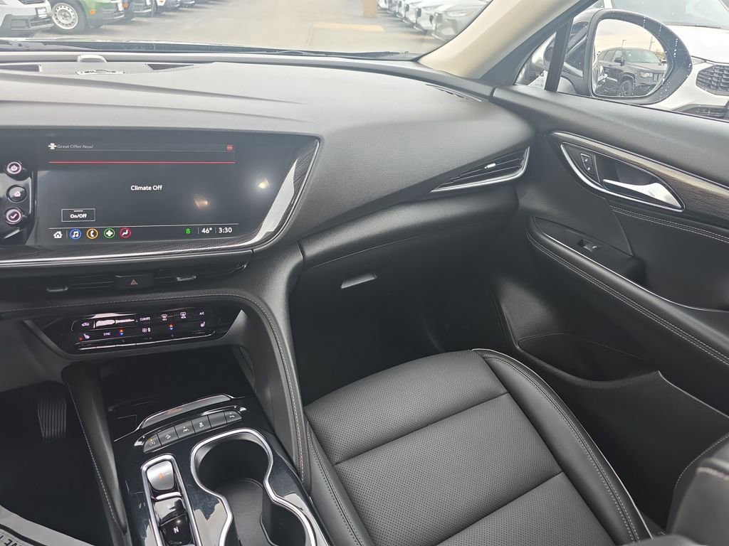 Used 2023 Buick Envision Essence AWD/4WD image 21
