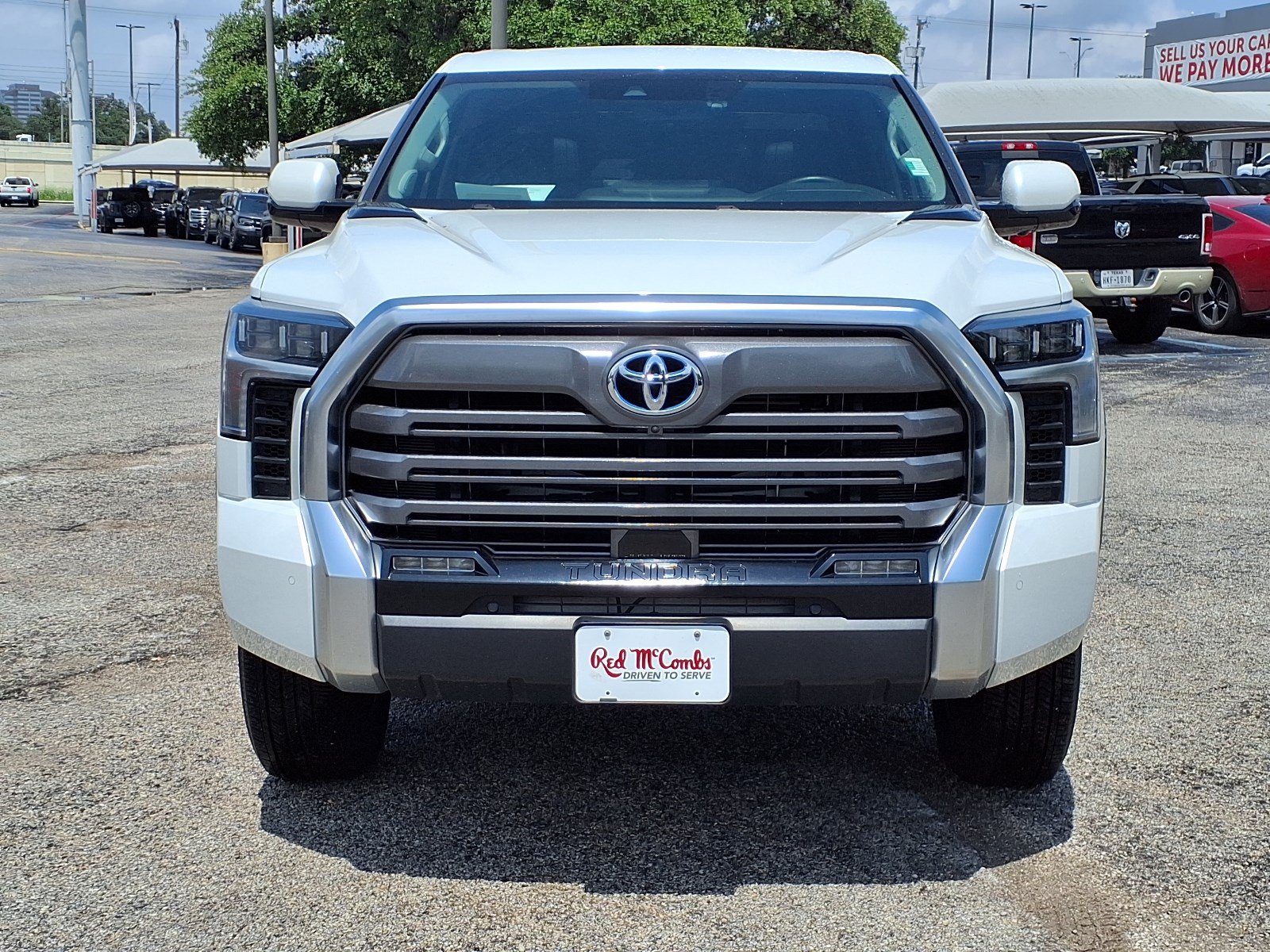 Used 2024 Toyota Tundra Limited AWD/4WD image 7