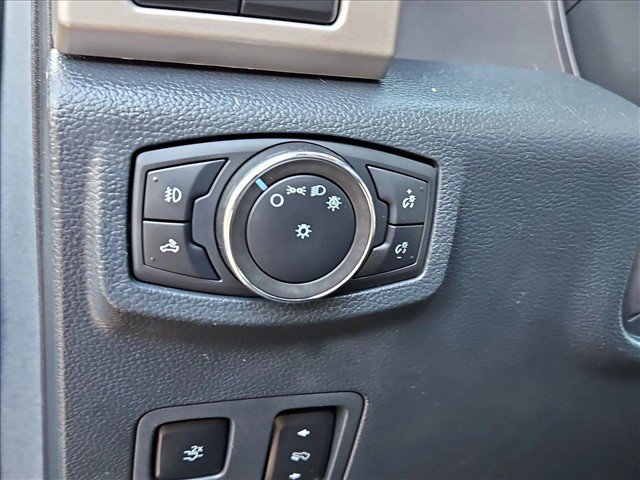 Certified 2022 Ford F250 Lariat w/ Tremor Off-Road Package AWD/4WD image 21