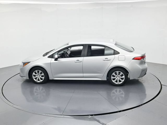 Used 2024 Toyota Corolla LE FWD image 45
