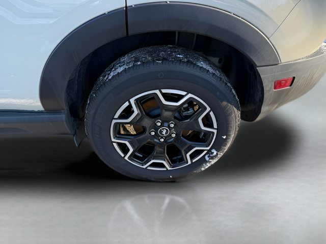 Certified 2025 Ford Bronco Sport Outer Banks w/ Outer Banks Tech Package+ AWD/4WD image 26