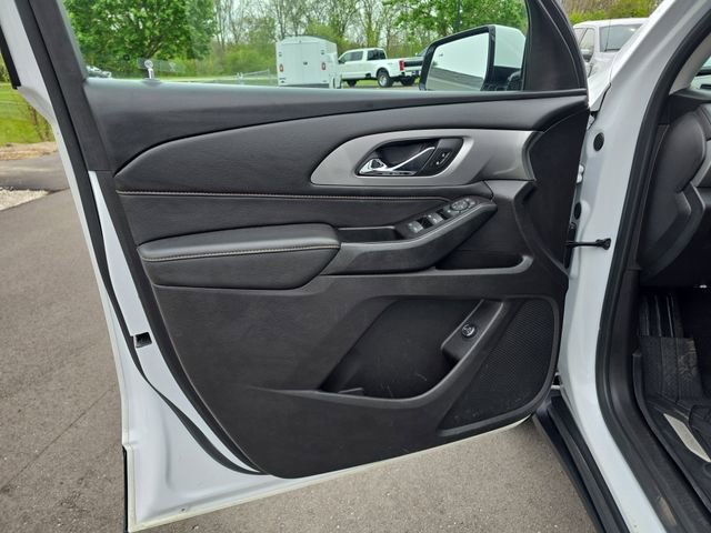 Used 2019 Chevrolet Traverse LT FWD image 11