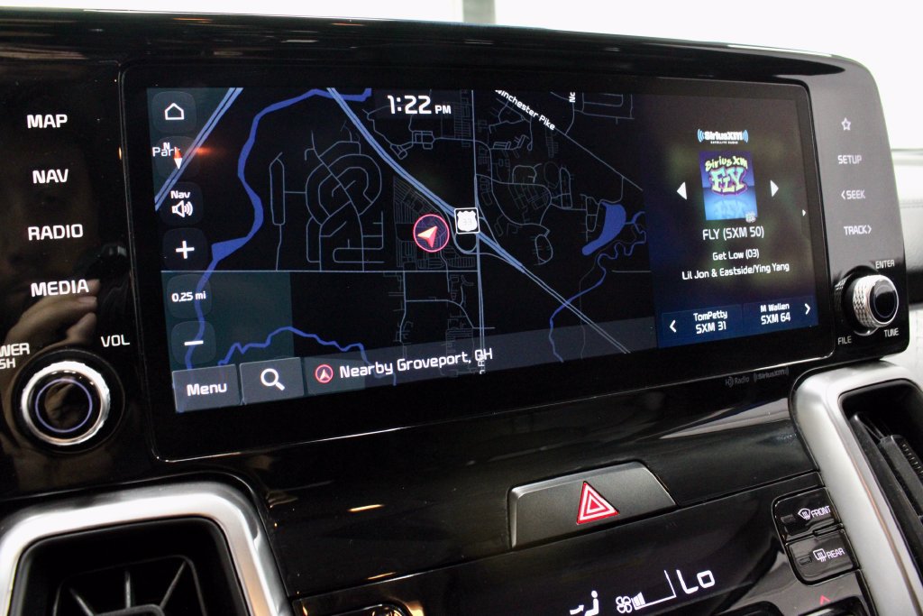 Used 2023 Kia Sorento S FWD image 3