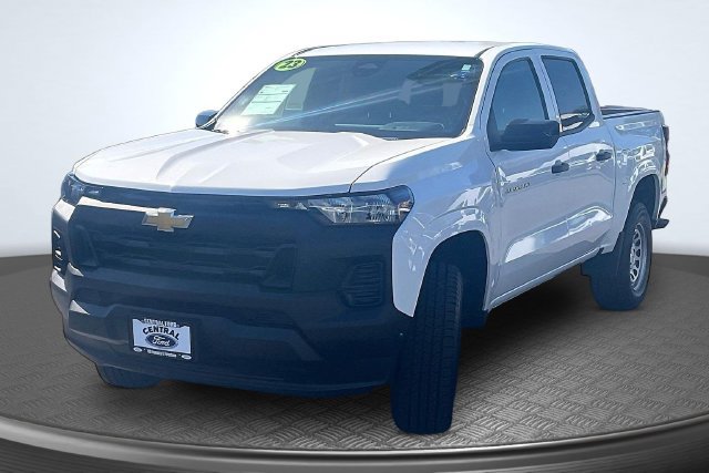 Used 2023 Chevrolet Colorado W/T w/ Safety Package RWD image 12