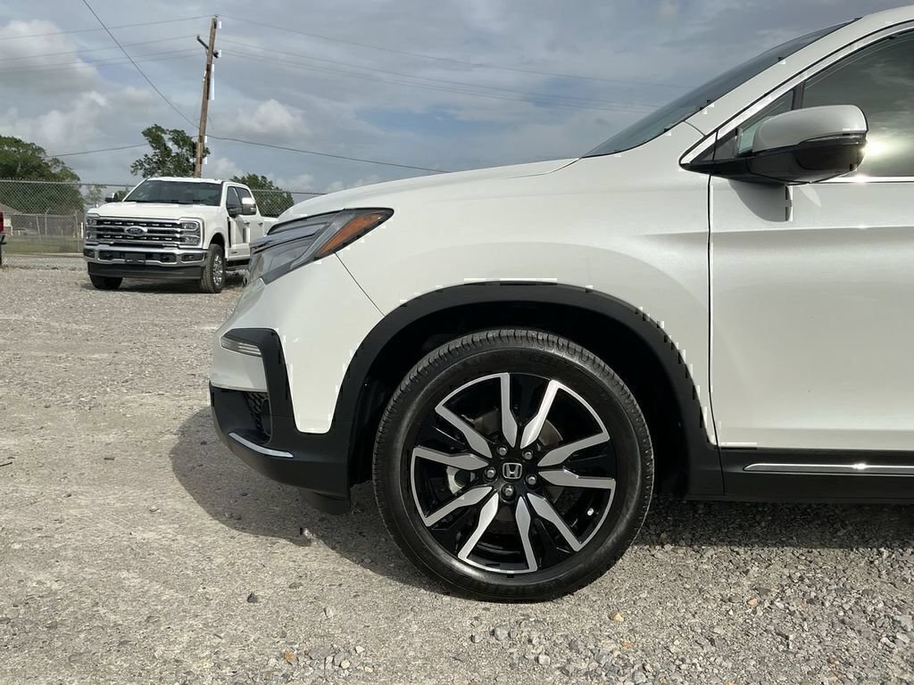 Used 2020 Honda Pilot Touring image 11